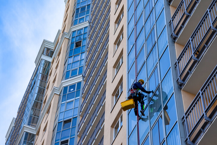 High-rise & Low-rise Window Cleaning 2 (1)